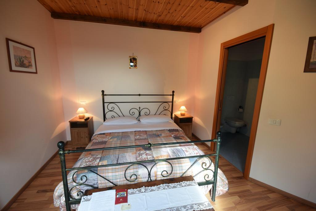 Agriturismo Al Rifugio Divino Belvedere Ostrense Extérieur photo